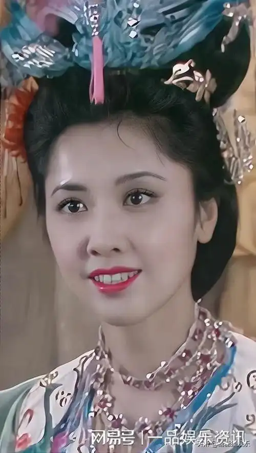 朱琳:端庄优雅,气质古典_网易订阅