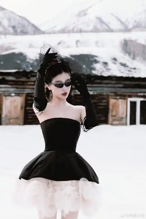 虞书欣雪地公主##虞书欣黑雪公主