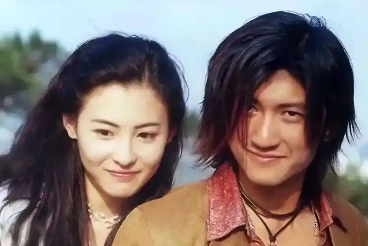 张柏芝,终为自己的"混乱情史"付出了代价_朱永棠_母亲_人生