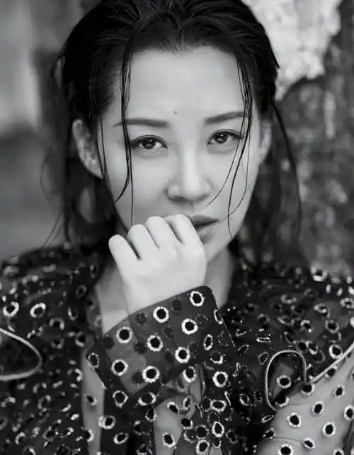 另一方面,许晴对于感情生活的要求也可能较高