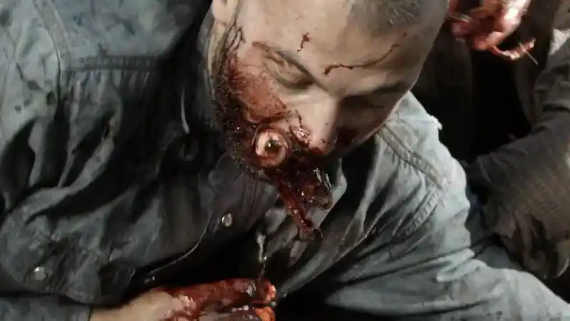 最后一日2015美国丧尸恐怖片720phd高清中字