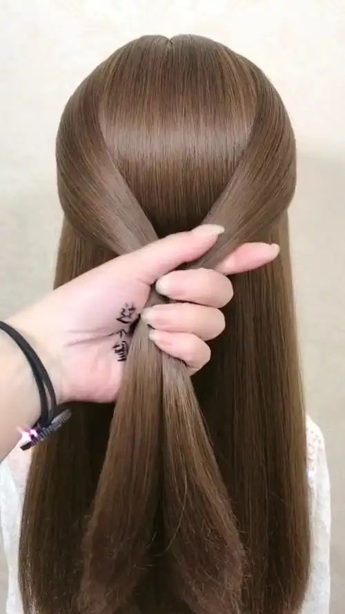 头发怎么扎好看 唯美半扎发时尚马尾发型