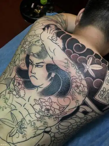 日式满背九纹龙史进