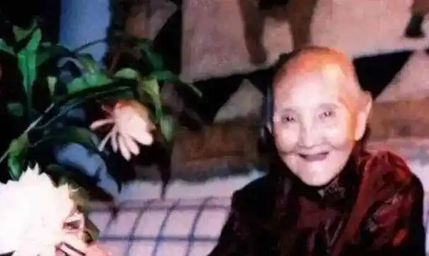 原创生了13个孩子培养了13个博士连总统都赞誉的伟大母亲