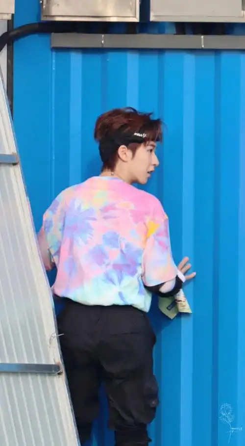 贺峻霖全员加速中路透