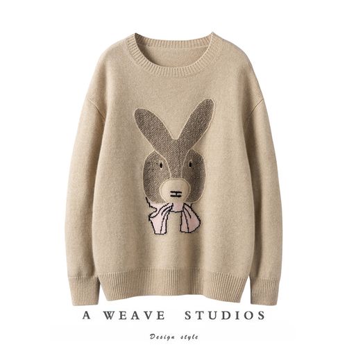 慵懒风减龄~可爱小兔子绣花圆领落肩长袖纯羊绒针织毛衣秋冬