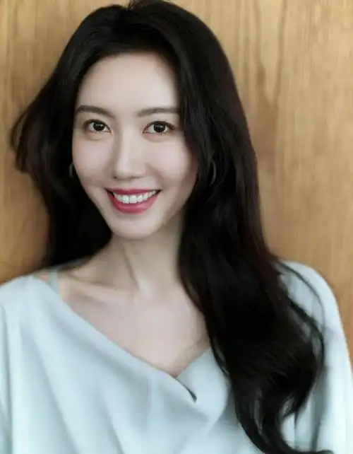 好温柔!高露居家写真来袭