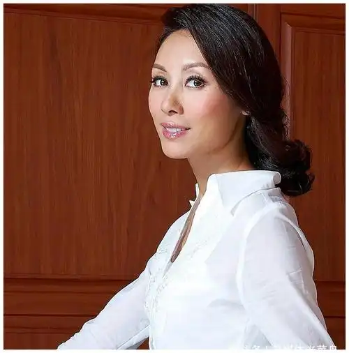 港姐郭可盈出身豪门,下嫁穷小子,如今日子过得美满幸福