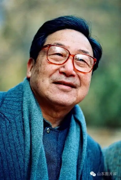【山东图片库┃名人眼中的名人 第022期】侯贺良《东方名人》摄影作品