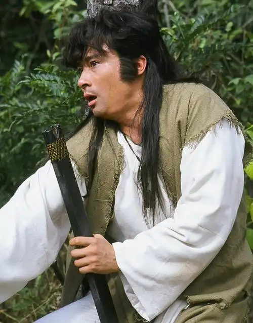 p data-id="gnvh4xytuv">《大地飞鹰》是由香港无线电视出品,吴振秋