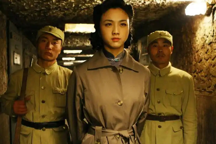 10部电影:读你千遍也不厌倦的美艳女特工!