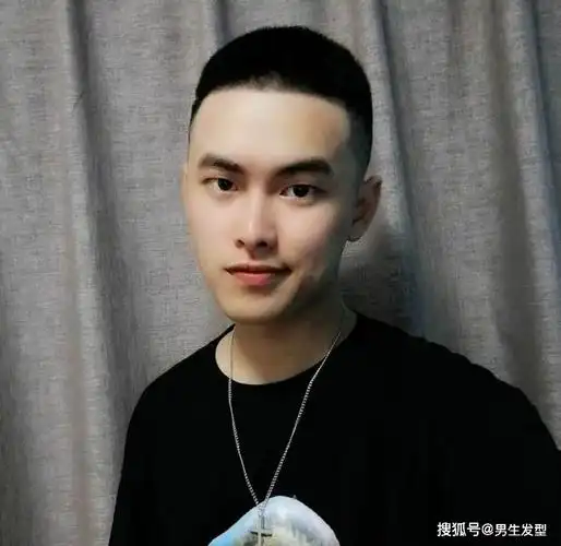 第2款:子弹头发型