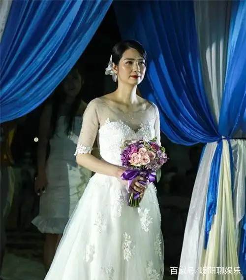 张丹峰洪欣婚礼曝光,洪欣一路奔跑去拥抱,张丹峰哭了!