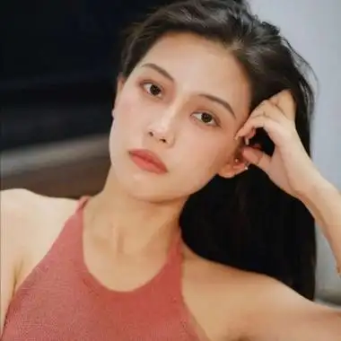 女性头像成熟大气高清,清新好看的高清成熟美女头像图片