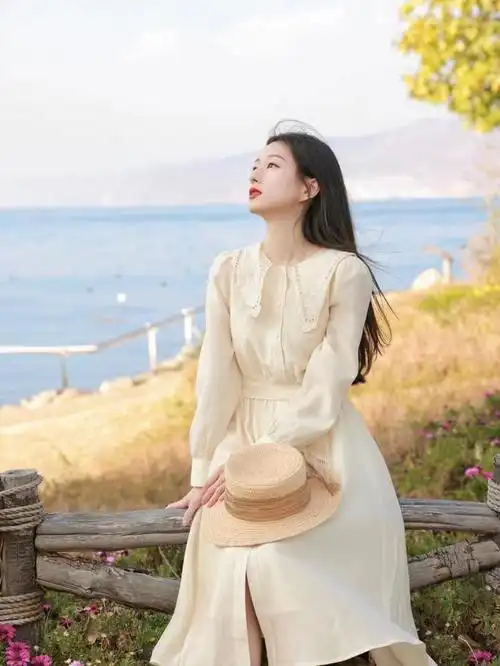 总会忍不住拍几张好看的照片,那有什么合适的姿势适合穿裙子拍照的