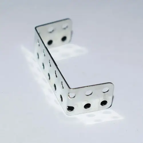 31*10*13矮u型铁 模型槽铁 桥铁铁片 玩具模型拼装零件外贸速卖通