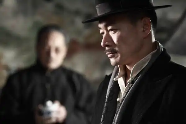 原标题对与决地方热播丁海峰重现黑帮老大威风