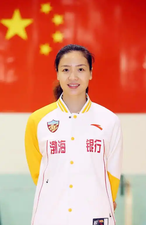 天津女排队员--8号魏秋月