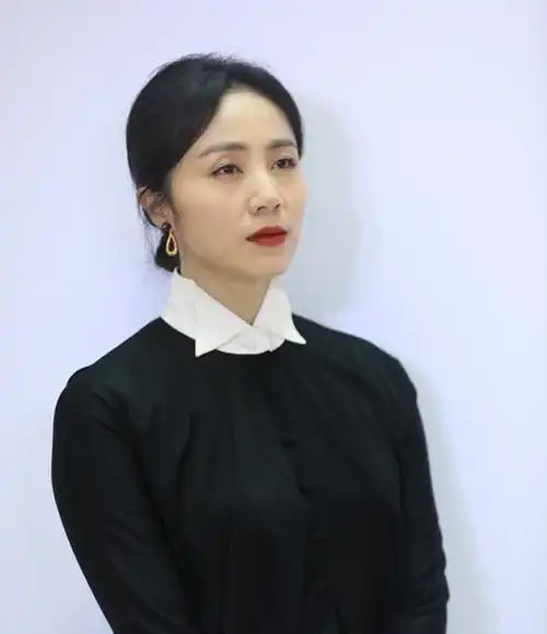 黄磊的老婆是谁黄磊老婆孙莉罕露面