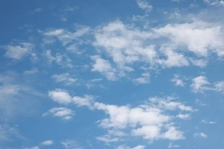 蓝色的天空云朵蔚蓝色天空背景素材|摄影|风光摄影|饿狐原创背景素材