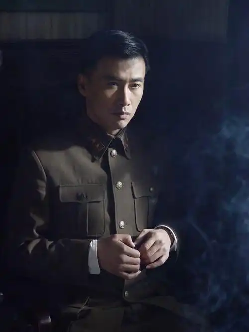 《风筝》《暗算》:柳云龙谍战世界里的"男人观"