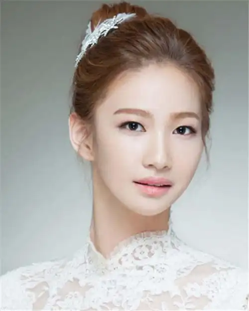 新娘发型韩式好看么韩式发型要如何打造
