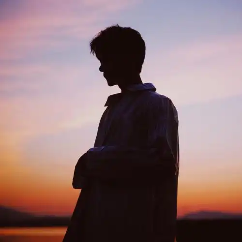 唯美男孩子头像,男生头像图片