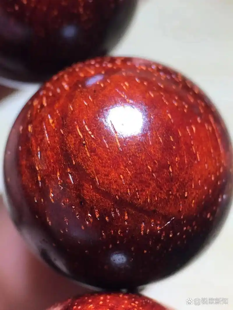 5精品小叶紫檀一物一拍,牛毛纹,二膘料,油密高,颗颗纯天然纯手工抛光