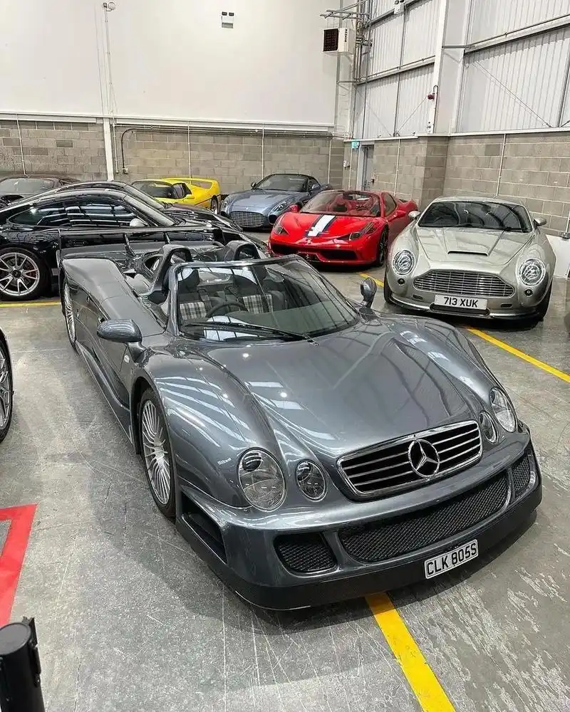 奔驰史上最贵的量产车amg clk gtr roadster - 抖音