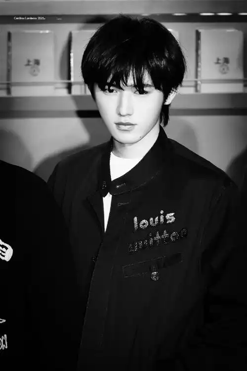 宋亚轩路易威登品牌大使##宋亚轩王牌对王牌##时代少年团lv快闪造