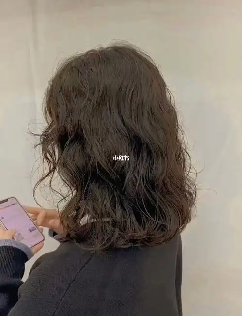 中发慵懒法式烫 妈见不打的烫发!