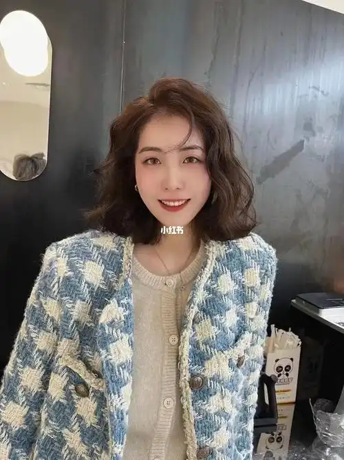 不挑脸型的齐肩短发烫发