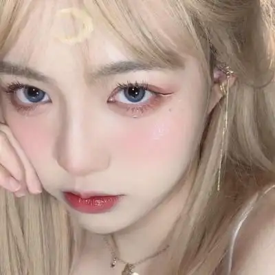 【真人女头】恋爱就要ing,游戏就要mvp_女生头像_我要个性网