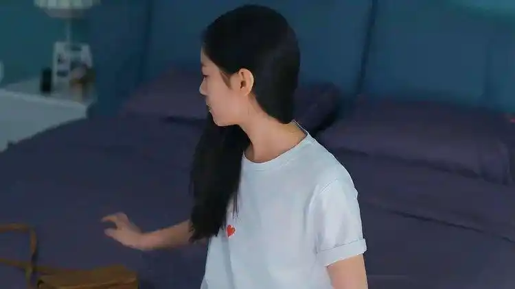 同学两亿岁宣墨准备赴约怎料闺密打来求安慰电话唠了三小时