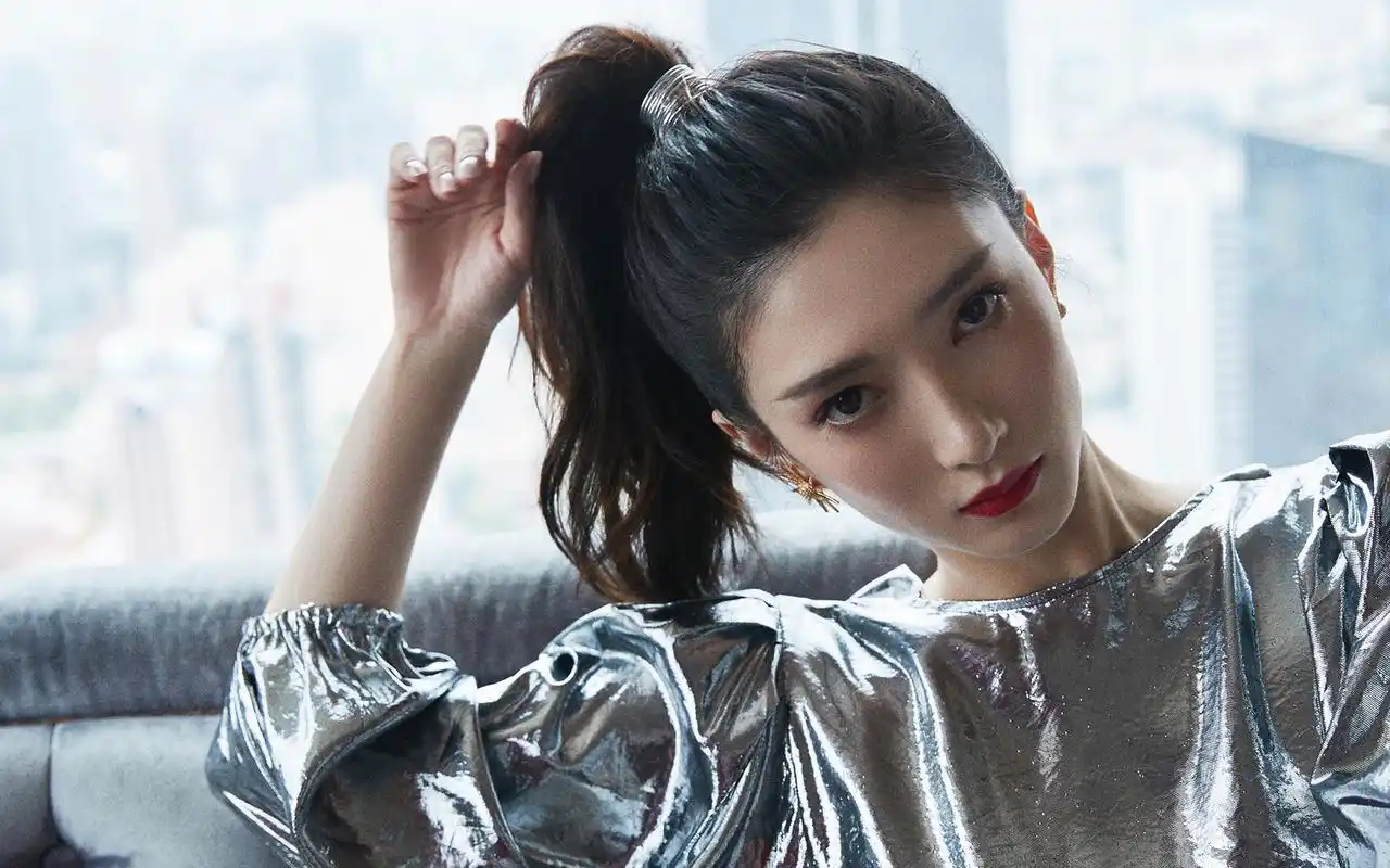 江疏影超a写真桌面壁纸