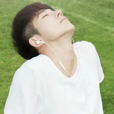 帅哥头像图片,有着一双含着情眼神