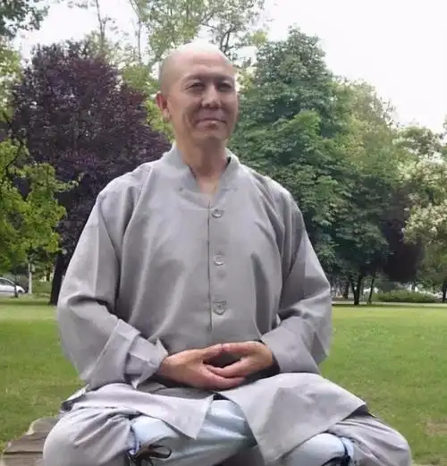 打坐念佛的正确方法是什么?诀窍是什么?