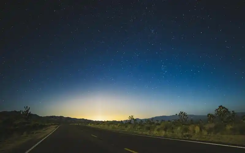 唯美梦幻星空摄影图片桌面壁纸