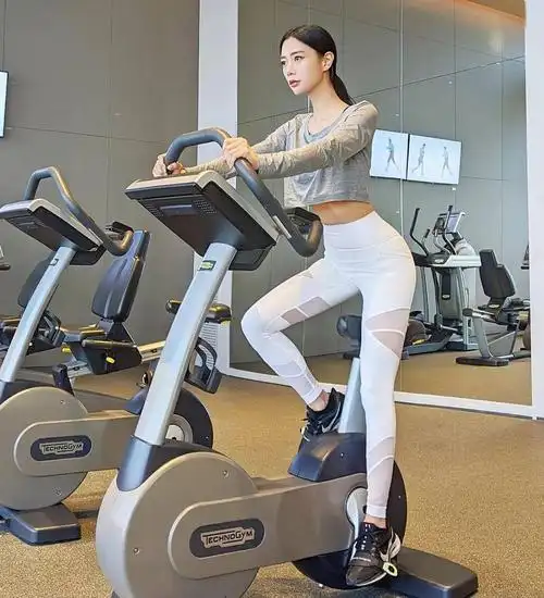 斩获亚洲第一美女称号的李成敏身材有多性感