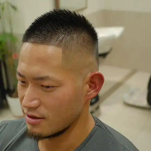 越来越多男士发型这样剪清爽帅气显精神剪完你也是男神