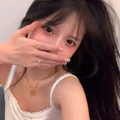 ins高级质感干净精致女生头像图片