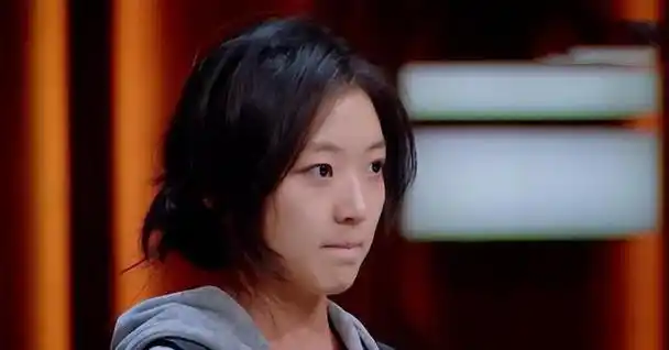 观众们最后还发现自己竟然撞到了韩国女演员全智贤的成,辨识度可以