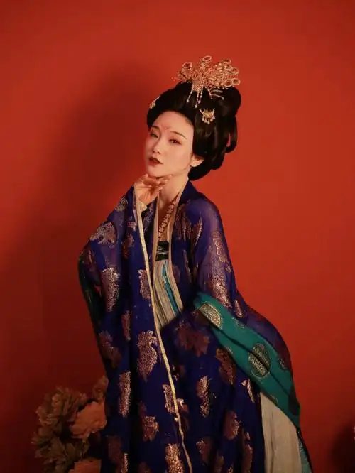 这套真丝汉服终于有人能驾驭了