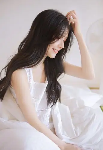 黑长直女神美女性感动人写真图片_淘气妹子图