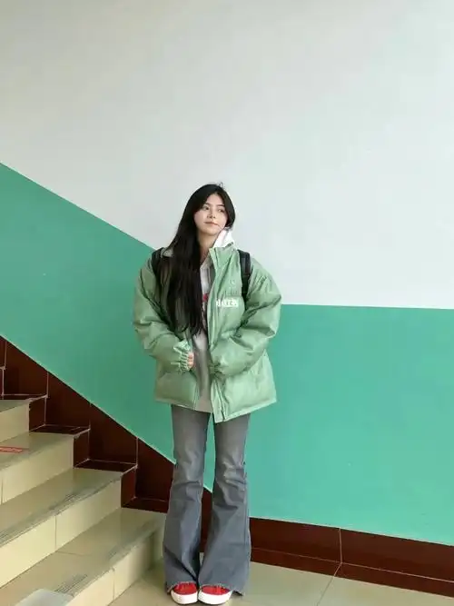 170 140微胖高壮女生清新休闲活力御寒穿搭