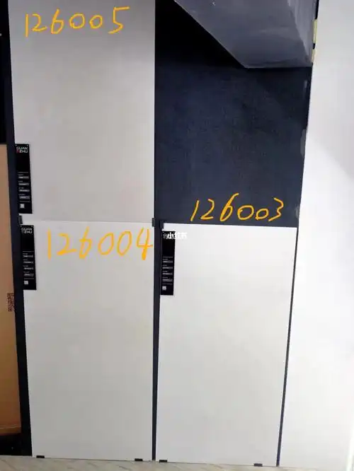 74冠珠素色微水泥瓷砖