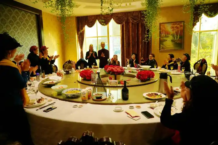 16日去天宫庄园玫瑰园酒店过生日,上课外课.开心的一天.