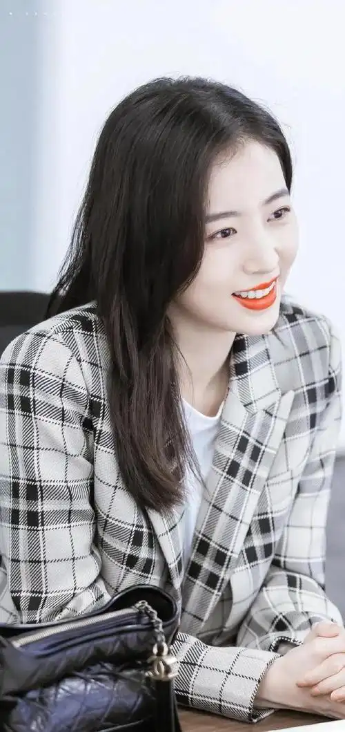 周雨彤唯美壁纸