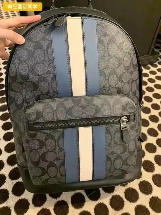 coach老花男士双肩包