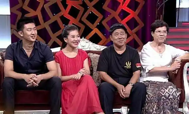 回顾演员杜旭东支持怀孕6个月女儿离婚坚决不让女儿受委屈